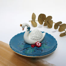 Load image into Gallery viewer, Secret Garden Swan Trinket Dish
