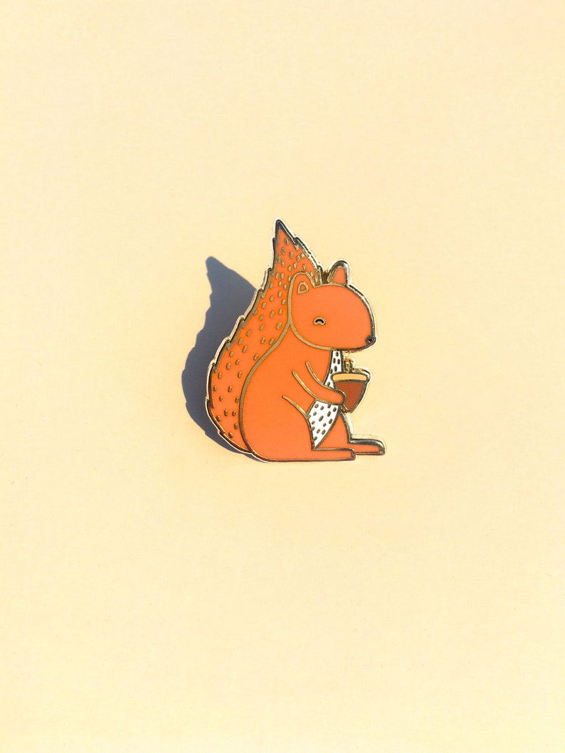 Red Squirrel enamel pin badge