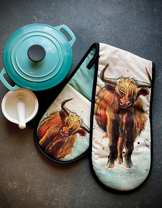 Oven Glove - Highland Cow